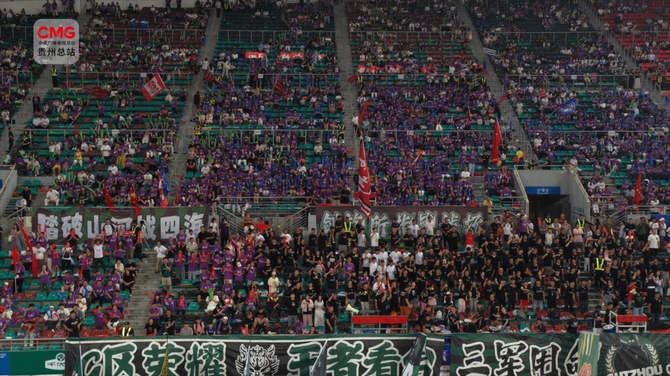 在金秋时节, com, 激烈对抗引 在金秋时节, com, 激烈对抗引