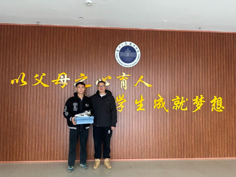 个人荣誉属 个人荣誉属