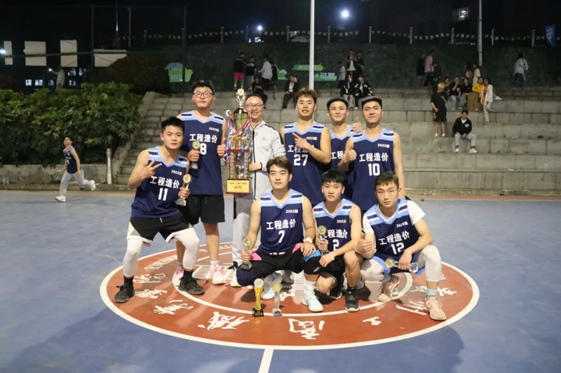 战术设计中, 指挥中枢, 专业是立足 战术设计中, 指挥中枢, 专业是立足